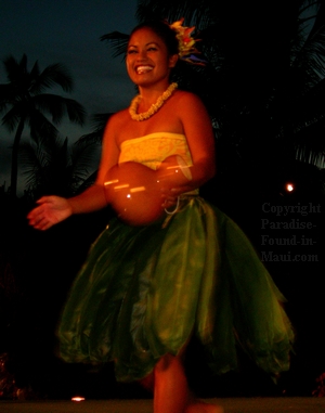 Maui Luau Hula Dancer